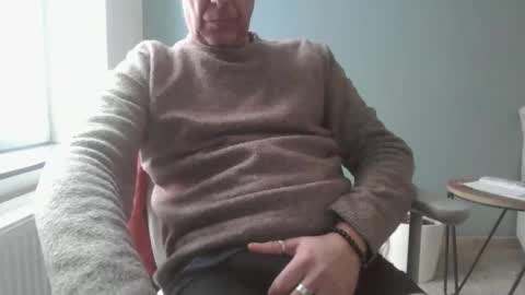 Snapshot of garou75 chatting on 21, 2, 2026 garou75 online show from 21, 2, 2026