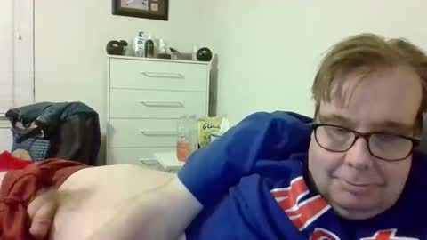 Snapshot of garyg930 chatting on 18, 5, 2026 Gary online show from 18, 5, 2026