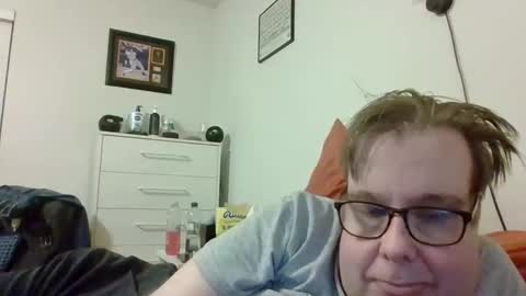 Snapshot of garyg930 chatting on 3, 6, 2026 Gary online show from 3, 6, 2026