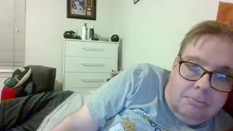 Snapshot of garyg930 chatting on 3, 7, 2026 Gary online show from 3, 7, 2026