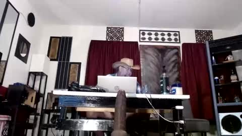 Snapshot of gatewaylaptop2019 chatting on 5, 10, 2025 gatewaylaptop2019 online show from 5, 10, 2025