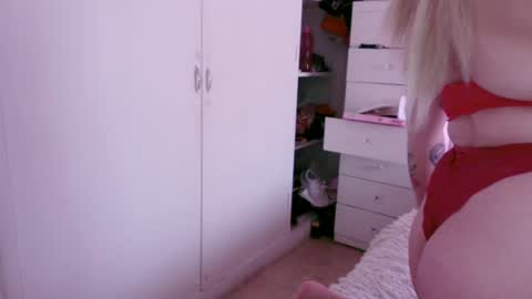 gatitahorny69 online show from 19, 6, 2026