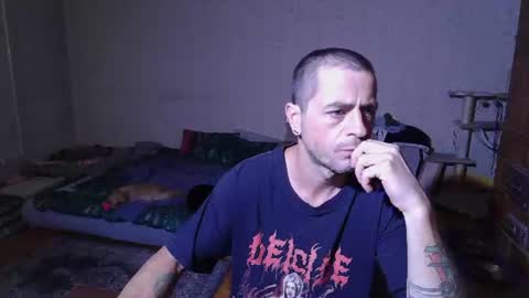 Snapshot of gattaka88 chatting on 8, 7, 2026 The Naked Welder online show from 8, 7, 2026