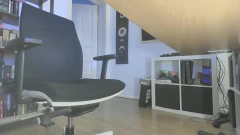 gaymer_play online show from 24, 2, 2025