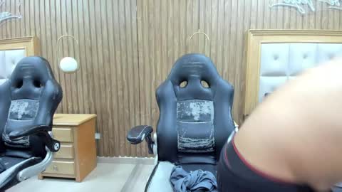 Gean Mclovin online show from 11, 5, 2026