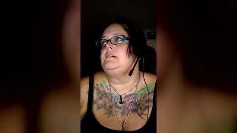 GearHeadGoddess online show from 3, 8, 2026