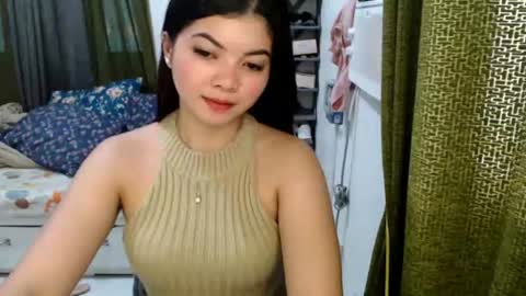 Snapshot of gel_lllluxry chatting on 3, 7, 2026 gel_lllluxry online show from 3, 7, 2026