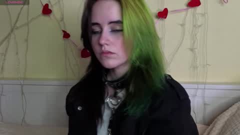 Ilona online show from 14, 10, 2025