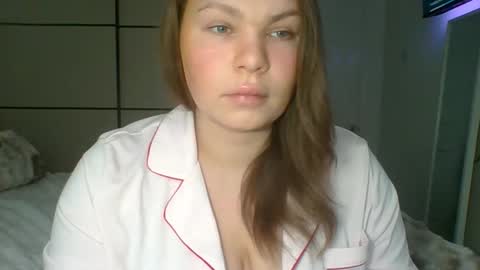 Snapshot of gemmarmalade chatting on 15, 5, 2026 GEMMARMALADE online show from 15, 5, 2026