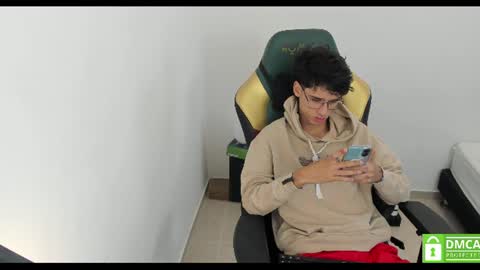 Snapshot of gendo_05 chatting on 4, 7, 2026 GENDO online show from 4, 7, 2026