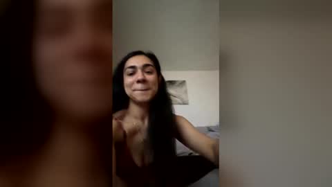 genesisluvv online show from 1, 3, 2026