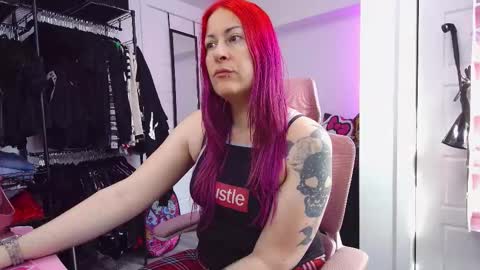 Snapshot of gennyrock chatting on 15, 2, 2026 Genny Rock and online show from 15, 2, 2026