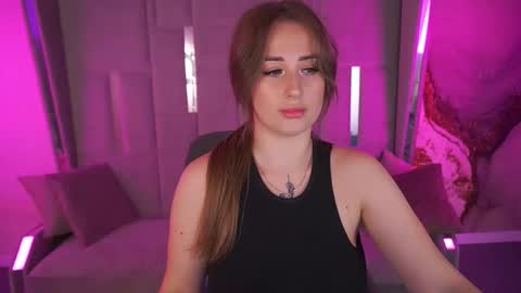 gentleadellee online show from 9, 11, 2025