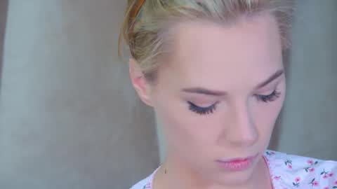 GentleRossi online show from 18, 12, 2025