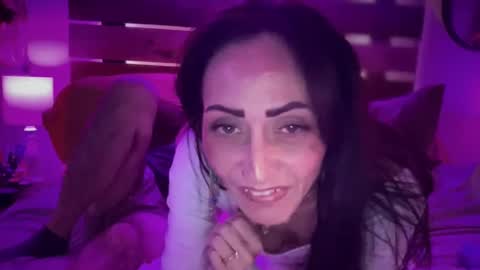 Snapshot of geomae chatting on 2, 10, 2025 geomae online show from 2, 10, 2025