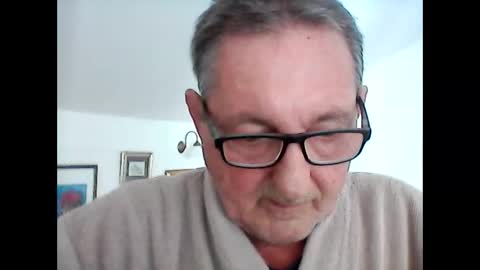 Snapshot of georg1412 chatting on 30, 4, 2026 georg1412 online show from 30, 4, 2026