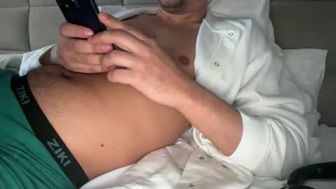 GEORGECLOONEYSON online show from 11, 2, 2026