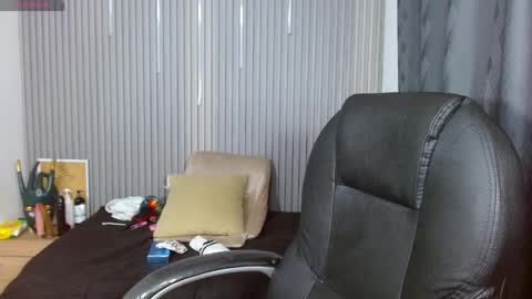 Snapshot of georgesmith_1 chatting on 6, 6, 2026 GEORGE online show from 6, 6, 2026
