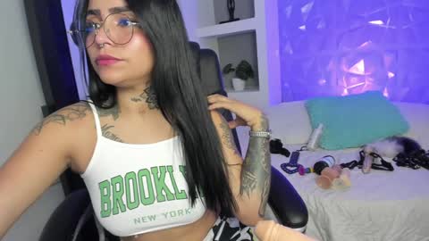 Snapshot of georgina_vega chatting on 11, 1, 2025 Georgina online show from 11, 1, 2025
