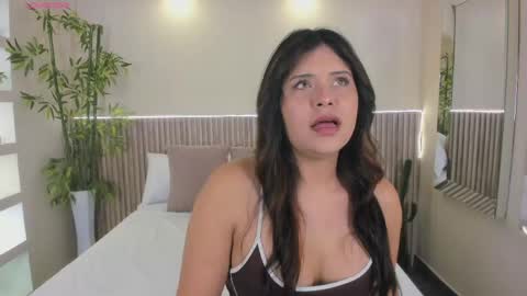 Snapshot of georginareyes chatting on 13, 5, 2026 GeorginaReyes online show from 13, 5, 2026