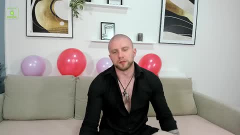 Snapshot of gerard_finbar chatting on 14, 2, 2025 Gerard Finbar online show from 14, 2, 2025