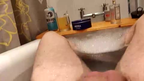 Snapshot of gerrygbert chatting on 27, 10, 2025 gerrygbert online show from 27, 10, 2025