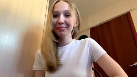 Sophie online show from 16, 6, 2026