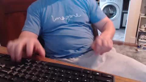 Snapshot of gethoggy chatting on 14, 11, 2025 gethoggy online show from 14, 11, 2025