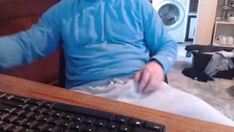 Snapshot of gethoggy chatting on 6, 4, 2026 gethoggy online show from 6, 4, 2026