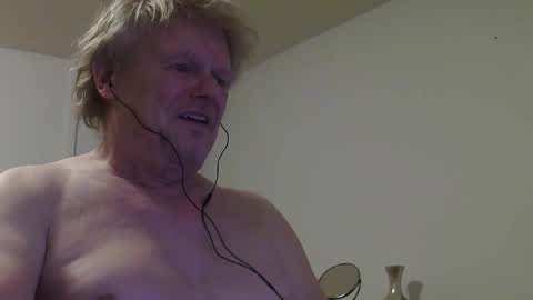Snapshot of gethyn chatting on 7, 1, 2025 Gethyn online show from 7, 1, 2025