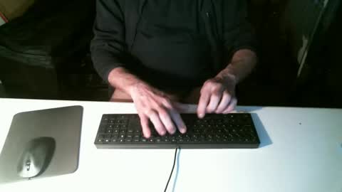 Snapshot of getz62 chatting on 10, 1, 2025 getz62 online show from 10, 1, 2025