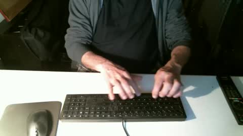 Snapshot of getz62 chatting on 19, 1, 2025 getz62 online show from 19, 1, 2025