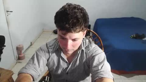 Snapshot of gferrari1996 chatting on 16, 12, 2025 gferrari1996 online show from 16, 12, 2025