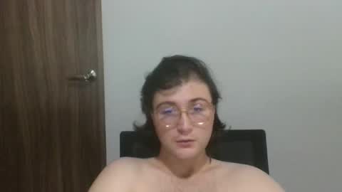 Snapshot of ghardh3 chatting on 12, 3, 2025 ghardh3 online show from 12, 3, 2025