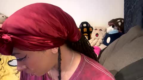 ghastgirlt_t online show from 28, 11, 2025