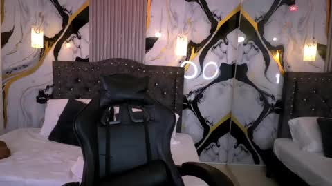 Snapshot of gia_cutee chatting on 4, 6, 2026 Gia online show from 4, 6, 2026