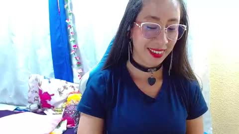 Gia  online show from 6, 3, 2026