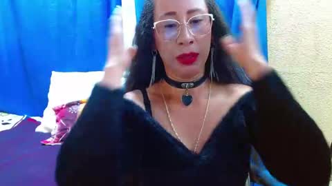 Snapshot of gia_leinn chatting on 6, 6, 2026 Gia online show from 6, 6, 2026