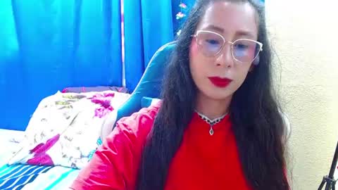 Snapshot of gia_leinn chatting on 4, 7, 2026 Gia online show from 4, 7, 2026