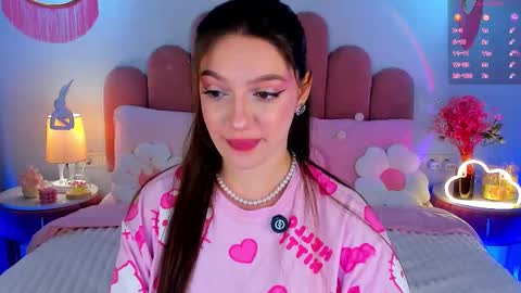 Gia online show from 19, 9, 2025