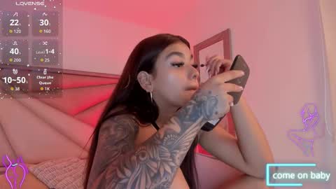 Gia  online show from 28, 11, 2025