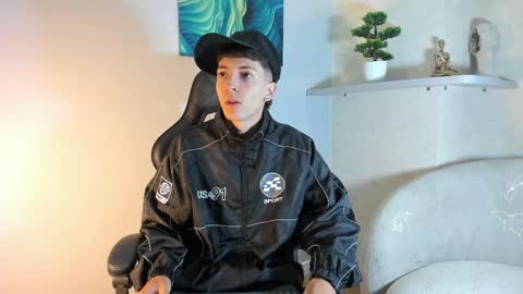 Snapshot of gian_rossii chatting on 8, 6, 2026 GIAN online show from 8, 6, 2026