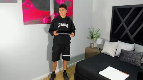 Snapshot of gian_rossii chatting on 26, 6, 2026 GIAN online show from 26, 6, 2026