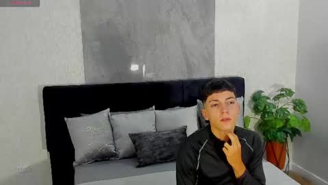 Snapshot of gian_rossii chatting on 11, 7, 2026 GIAN online show from 11, 7, 2026