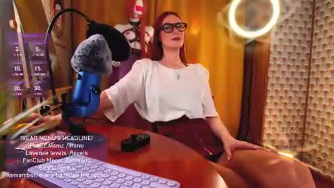 Snapshot of giantess_eva chatting on 22, 6, 2026 Eva online show from 22, 6, 2026