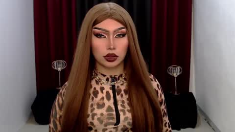 Gia X online show from 30, 1, 2025