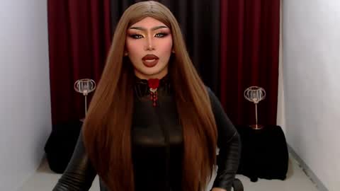 Gia X online show from 10, 2, 2025