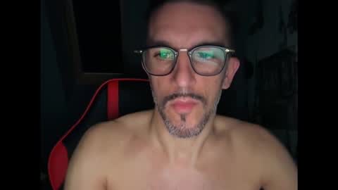 Gigi online show from 10, 11, 2025