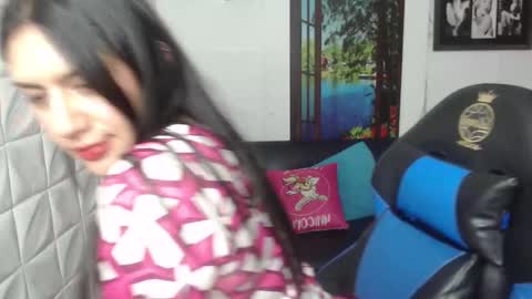Snapshot of gigi_gilt_ chatting on 2, 3, 2025 Gigi 3 online show from 2, 3, 2025