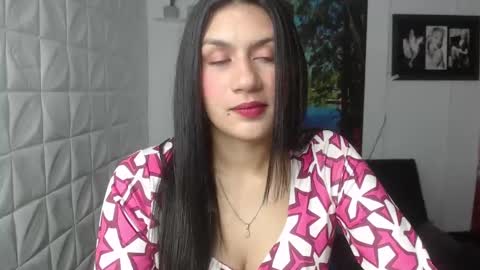 Snapshot of gigi_gilt_ chatting on 6, 3, 2025 Gigi 3 online show from 6, 3, 2025